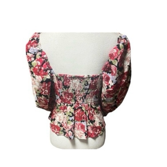 MINKPINK Kind Words Floral Tie Front Puff Sleeve Top - Picture 3 of 7